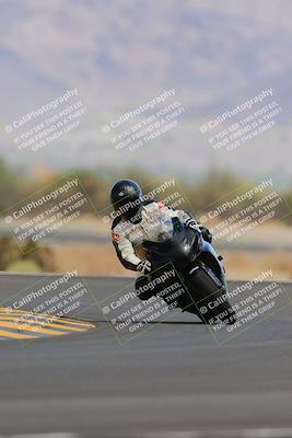 media/Sep-11-2022-SoCal Trackdays (Sun) [[81b7e951af]]/Turn 14 (1130am)/